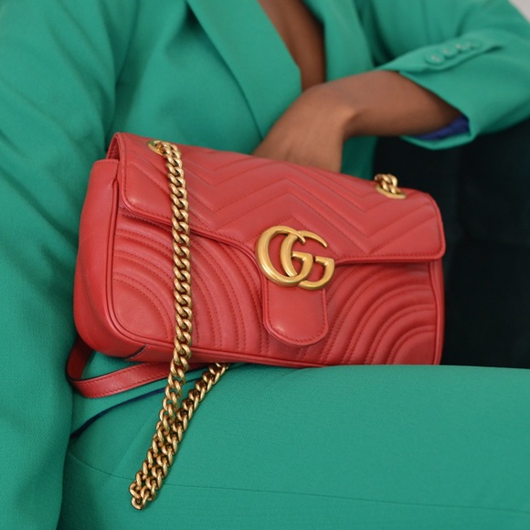 Authentic Gucci GG Marmont small matelassé shoulder bag - Picture 2 of 8